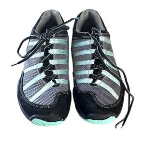 KURU sneakers Sz 9.5